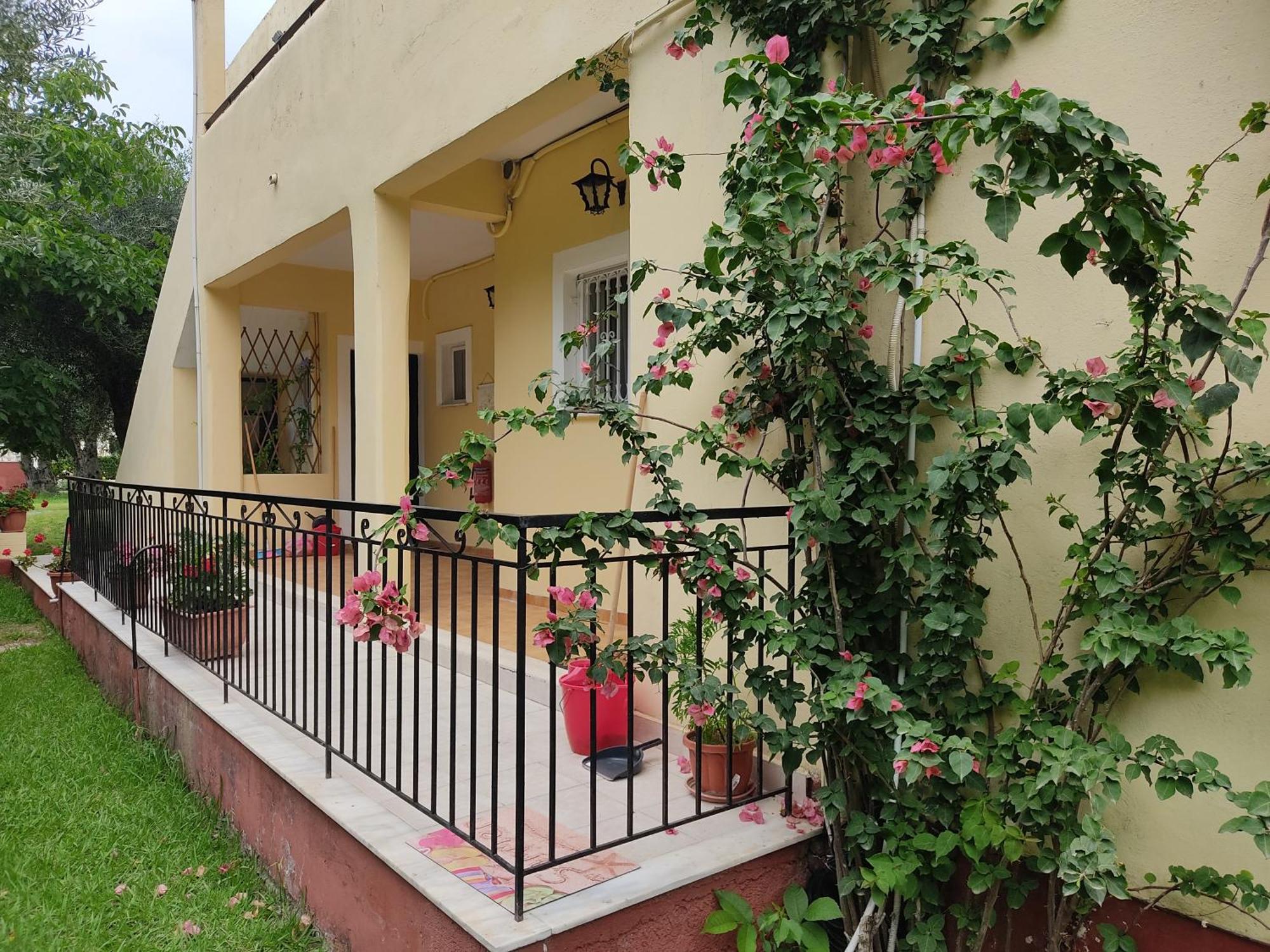 Oliveland Apartments Kavos Ngoại thất bức ảnh